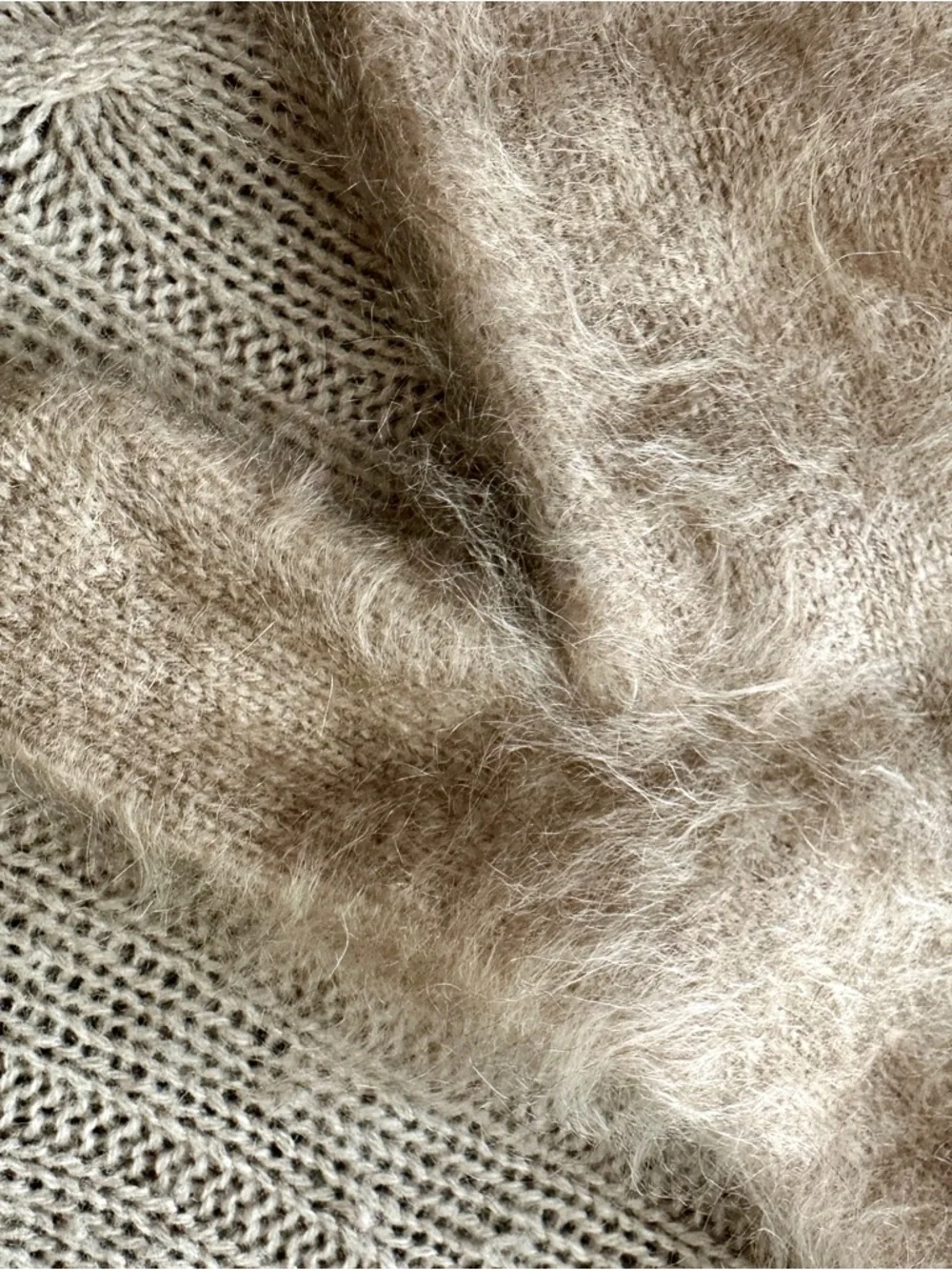 NWT Lululemon Fuzzy Cashmere Mittens, Heathered Nutmeg, M/L